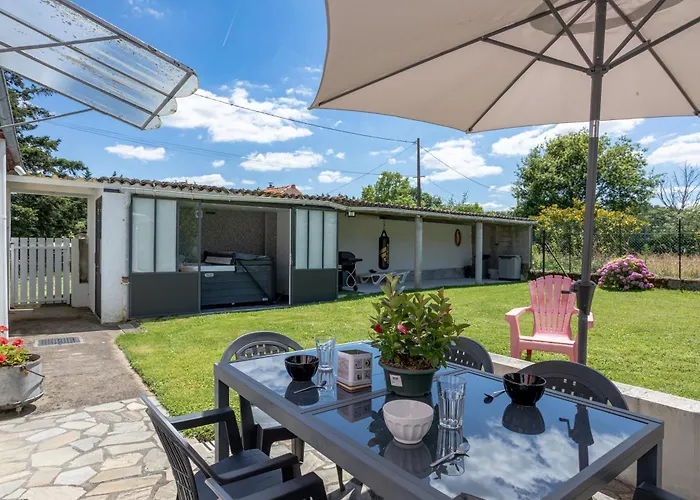 Au Milieu Des Vignes Chateauthebaud