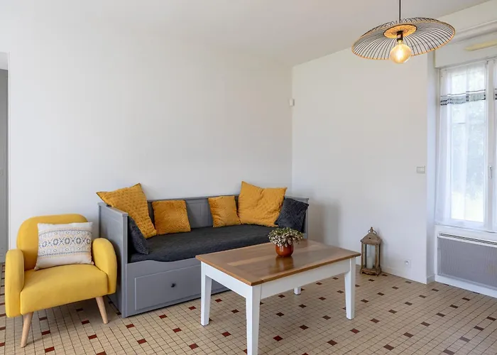 Au Milieu Des Vignes Chateauthebaud