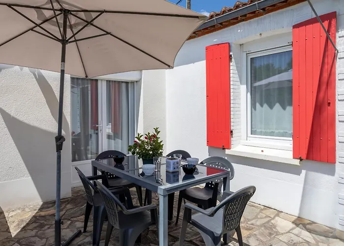 Au Milieu Des Vignes Casa de Campo